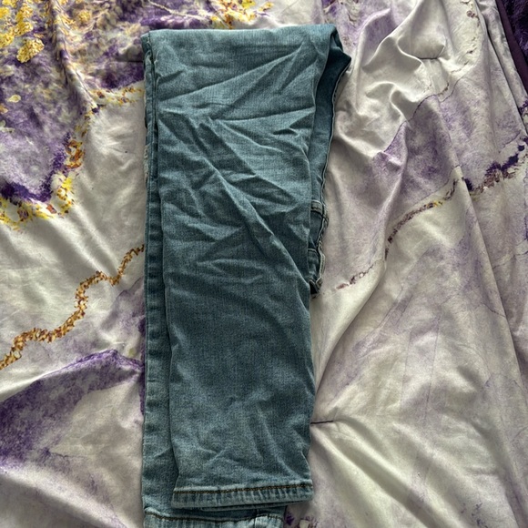 High waisted jeans never worn - Picture 3 of 3